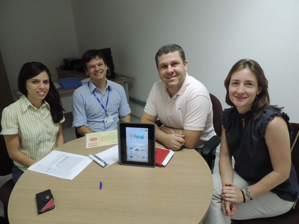 Professores coordenadores do projeto Guia Mobile Natal (Foto: Lucas Oliveira)