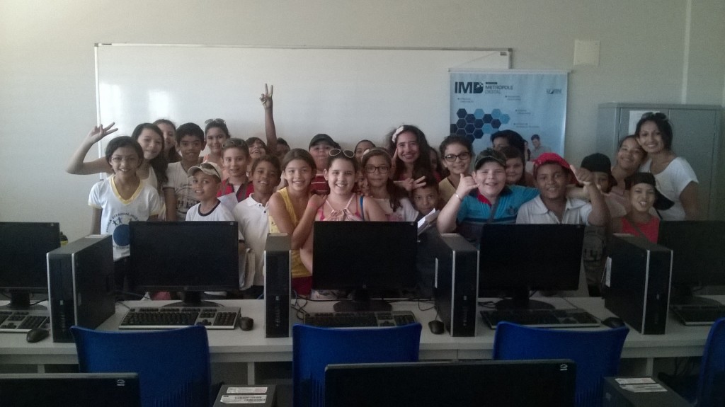 Visita de alunos ao IMD